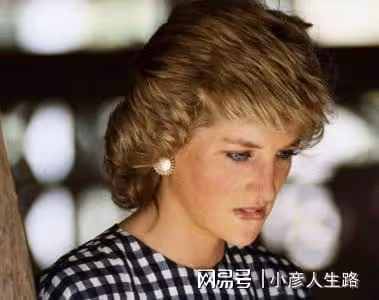 安妮公主愛恨分明：罵黛安娜傻，心疼紅髮哈里，拒絕向卡米拉行禮