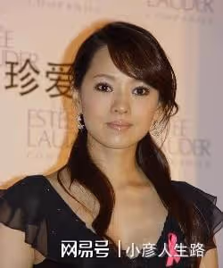 演員伊能靜:我這輩子最正確的決定,就是48歲高齡為小丈夫生孩子