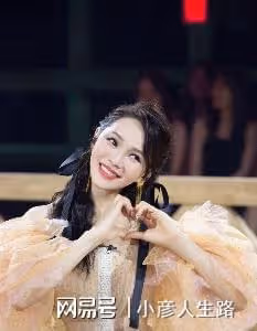 演員伊能靜:我這輩子最正確的決定,就是48歲高齡為小丈夫生孩子