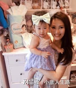 演員伊能靜:我這輩子最正確的決定,就是48歲高齡為小丈夫生孩子