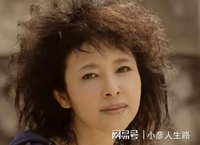 李小燕：41歲嫁大15歲二婚的徐敏，婚後夫妻和睦，晚年幸福