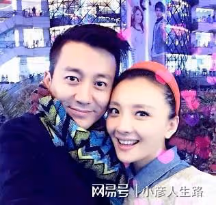 孫茜慶結婚九周年，「家暴烏龍」後曬全家福，與老公兒子幸福同框