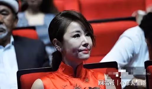 46歲林心如顏值重回巔峰鼻子看著有點奇怪