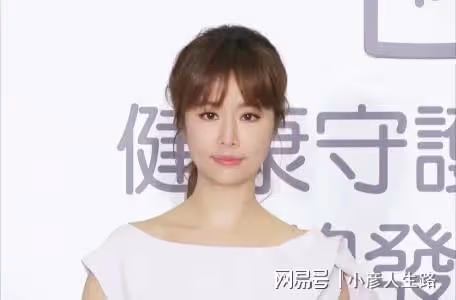46歲林心如顏值重回巔峰鼻子看著有點奇怪