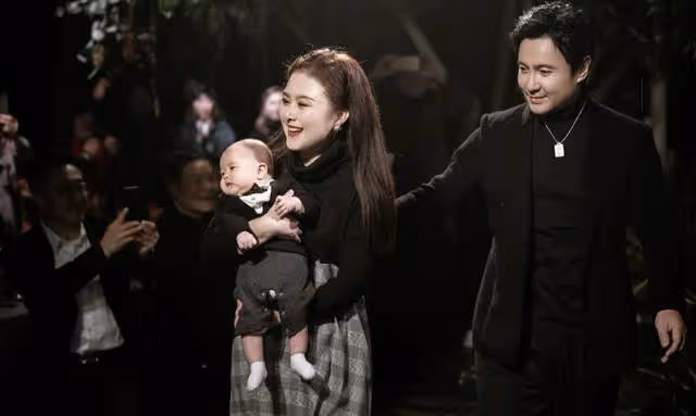 曝沈騰離婚欲娶小三!網傳其老婆早已懷二胎,親姐回復傳聞引猜測