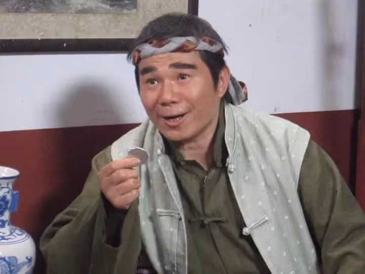 謝謝大家給機會《戲說男星》自毀前程沒戲拍「跑去遊覽車叫賣」 「靠雙手賺錢」婆媽超捧場