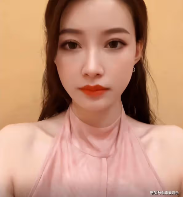 孫怡離婚一個月仍舊傷感，喊話「將愛退回」，還未走出感情的牢籠