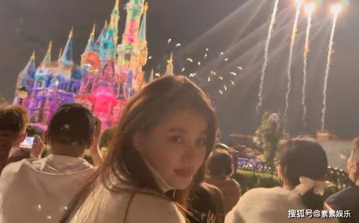 孫怡離婚一個月仍舊傷感，喊話「將愛退回」，還未走出感情的牢籠