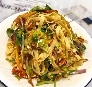 熗拌豆皮絲