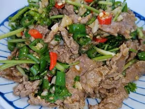 香菜拌牛肉