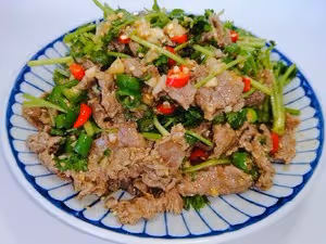 香菜拌牛肉