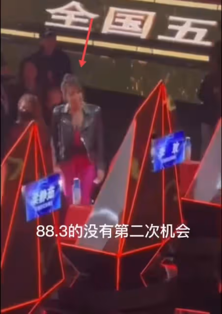 中國好聲音被疑有黑幕!李玟現場發飆質問導演,情緒激動憤然離席