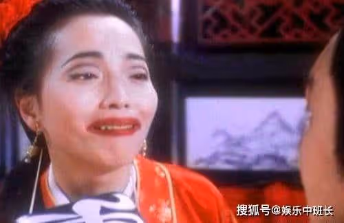 她被稱為香港第一醜女,低調嫁豪門,現與老公很是恩愛