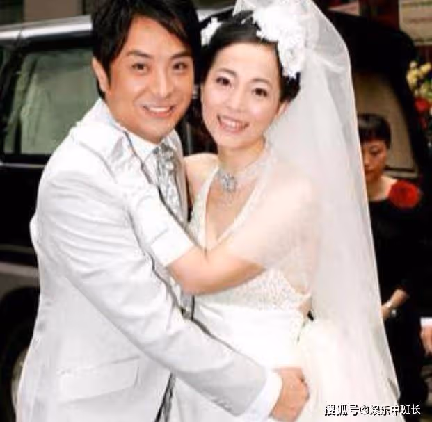 她被稱為香港第一醜女，低調嫁豪門，現與老公很是恩愛