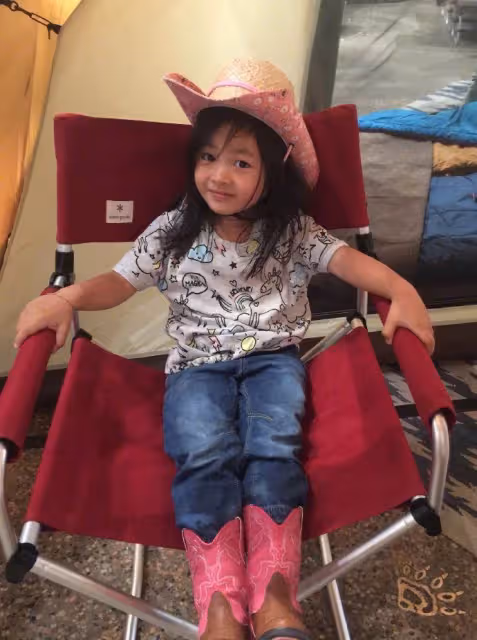阿雅曬女兒近照!顏值不輸大S女兒小玥兒,萌起來可跟賈靜雯女兒咘咘匹敵
