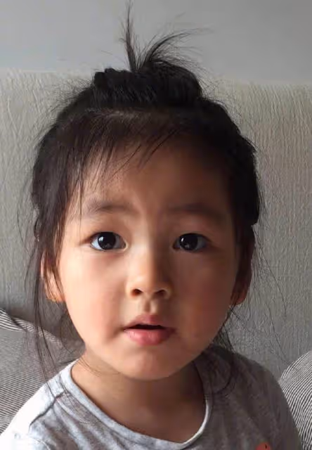阿雅曬女兒近照!顏值不輸大S女兒小玥兒,萌起來可跟賈靜雯女兒咘咘匹敵