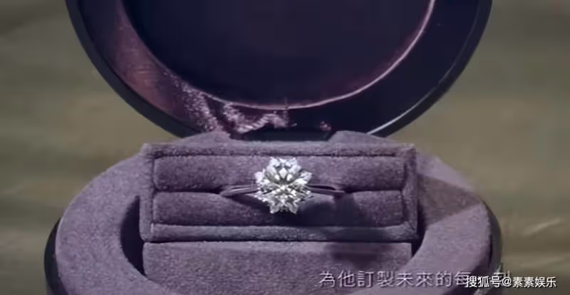 具俊曄公開向大S求婚的片段,手拿鑽石項鍊喊話:老婆我愛你