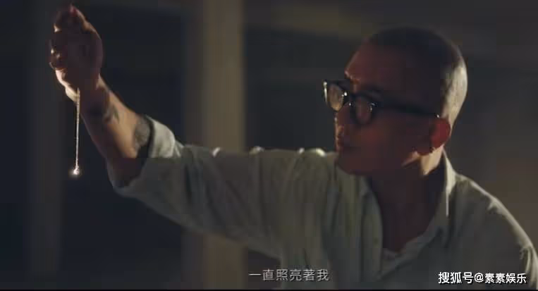 具俊曄公開向大S求婚的片段,手拿鑽石項鍊喊話:老婆我愛你