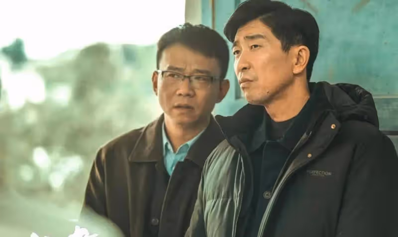 王千源：出道18年無戲拍，40歲成影帝，成名背後是妻子的不離不棄