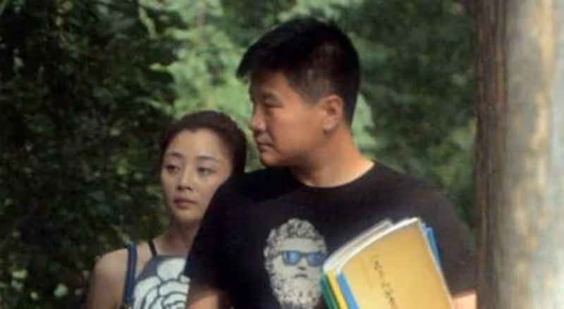 尹濤錯過了金鷹,輸給了迪麗熱巴,愛情的坎坷之路,如今已是第二個春天
