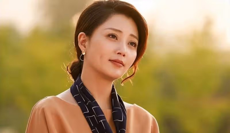 尹濤錯過了金鷹,輸給了迪麗熱巴,愛情的坎坷之路,如今已是第二個春天