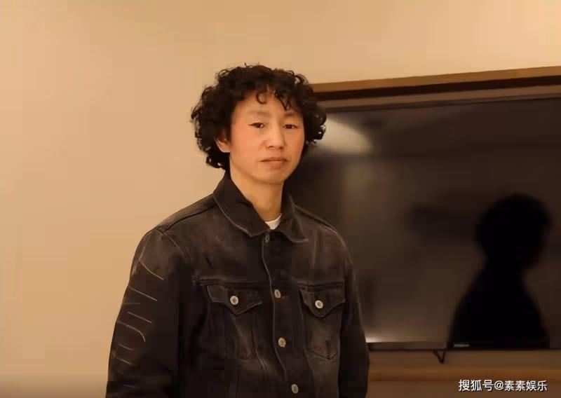 龐麥郎開始逆襲賺大錢,與前經紀人鬧掰,多次強調自己沒有精神病