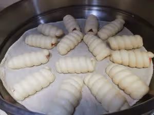 【毛毛蟲香腸包】一次發酵，美味停不下來