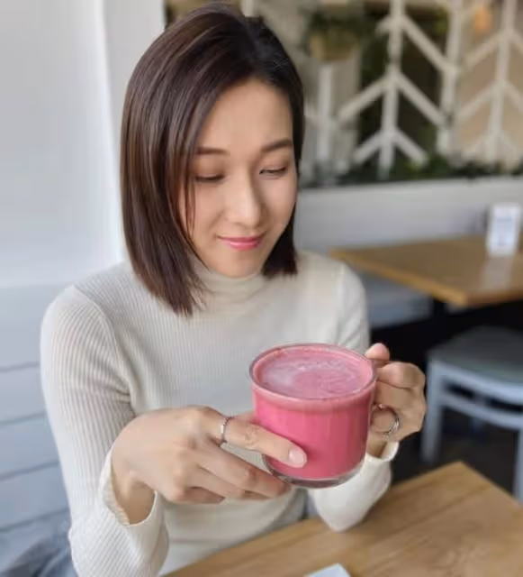 女神形象盡毀?TVB前當家花旦被指是雙面人,私下擺黑臉兼不友善