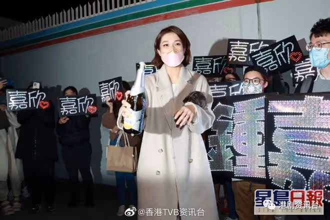 前TVB當紅花旦被批人前人後兩個樣!舊街坊再爆料:看人就黑面歪嘴