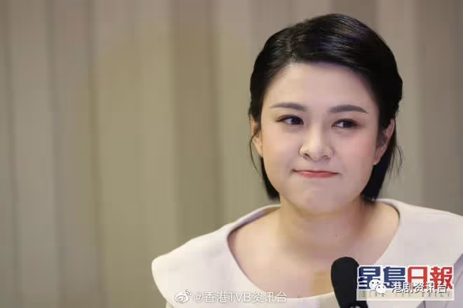 江嘉敏終於諗通接受同圈中人拍拖!學識揀留言來看得舒服曬