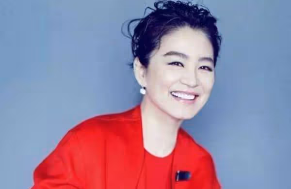 林青霞婚姻維持25年,近日才說出當初為什麼嫁刑李源!她:感謝秦漢18年不娶之恩!