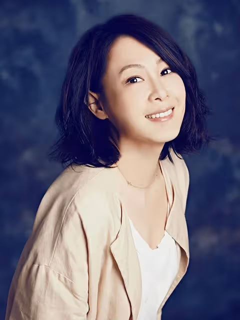 時隔5年再出新戲,52歲劉若英齊耳短發出鏡,容顏不老宛如凍齡