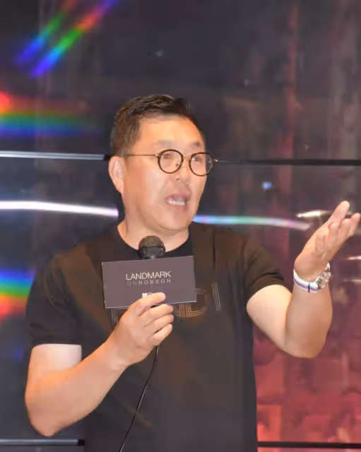 華裔製片孫宇:打造華人精品話劇,發揚中華文化