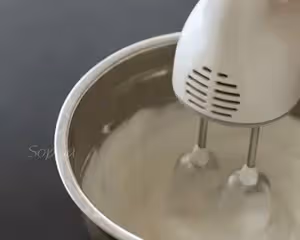 不塌不裂 戚風紙杯蛋糕