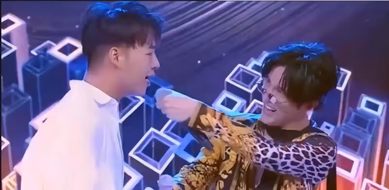 百花獎走調錄好嗓子後,消失在樂壇七年的李可可又紅了