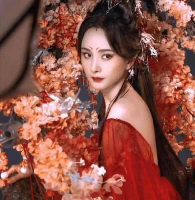 楊紫VS楊冪,楊冪花8億拿下的劇本竟讓楊紫主演,據說已拍攝完成