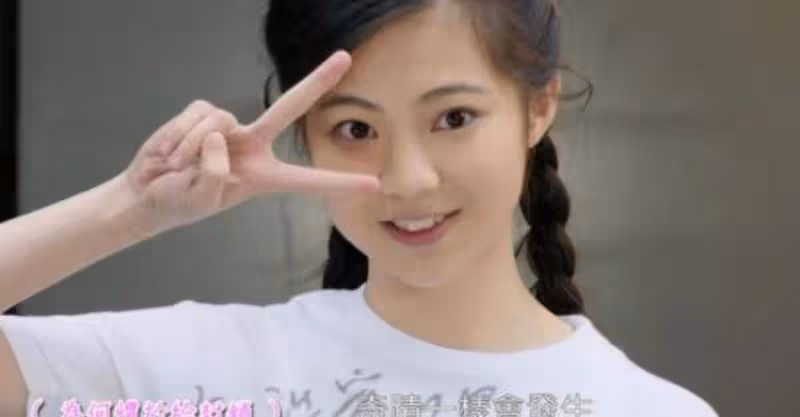 放棄學業進入行業!TVB高層小花跟隨已故父親的教導走無悔之路,希望能賺錢養