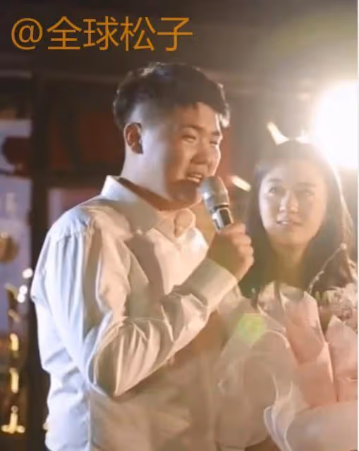 閆學晶兒子求婚視頻曝光，女方顏值很高，閆學晶在現場都被感動了
