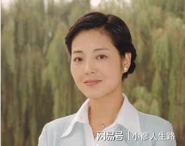 「農村一姐」王茜華：風光背後有心酸，二婚嫁導演苦盡甘來