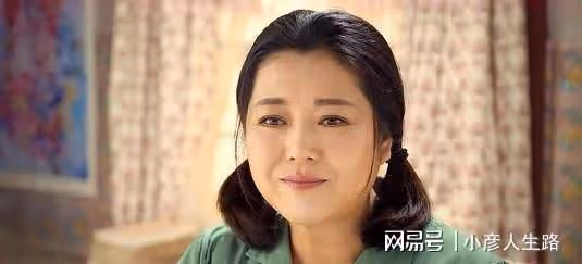 「農村一姐」王茜華：風光背後有心酸，二婚嫁導演苦盡甘來