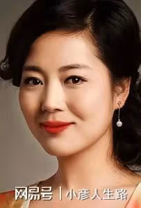 「農村一姐」王茜華：風光背後有心酸，二婚嫁導演苦盡甘來