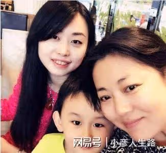 「農村一姐」王茜華：風光背後有心酸，二婚嫁導演苦盡甘來