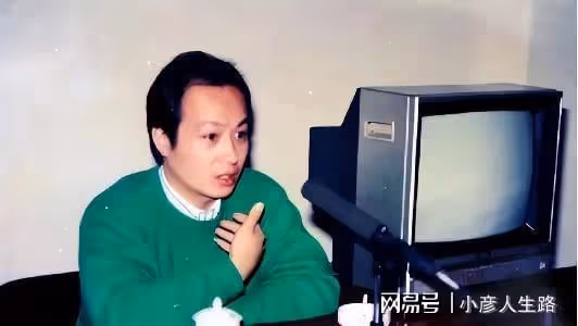 羅京去世13年，曾經哭到暈厥的妻子改嫁富商，母親至今不知死訊