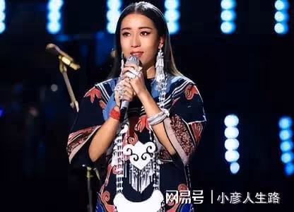 劉石堅：助吉克雋逸成名，卻沒能留住她，結婚生子後還被捲入是非