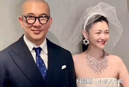 具俊曄曬向大S示愛視頻,鑽戒曝光不止紋身戒指,情書醞釀20年