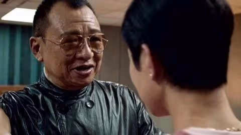 「歡喜哥」許紹雄定居新加坡：出道47年從未當過男主，如今71歲卻被爆出緋聞