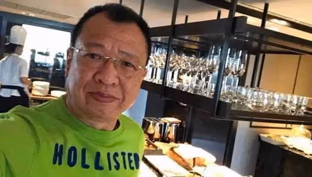 「歡喜哥」許紹雄定居新加坡：出道47年從未當過男主，如今71歲卻被爆出緋聞