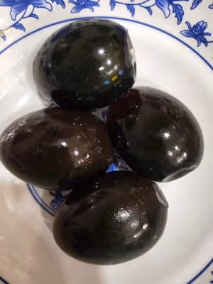 超級難看，變態好吃的擂擂辣椒皮蛋