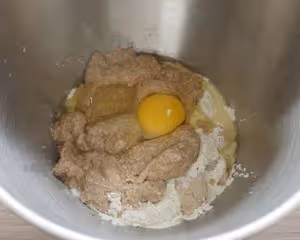 柔軟的全麥麵包（低糖低油）