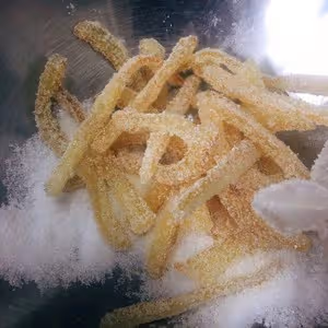 有經驗教訓的糖漬春香柚子皮（黃金貢柚）